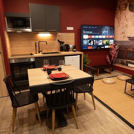 شقة Capsule Japon - Jacuzzi - Netflix & Ecran Cinema - Xbox Trith-Saint-Leger المظهر الخارجي الصورة