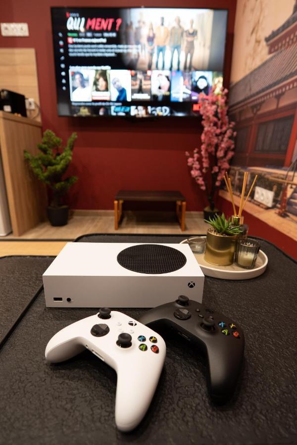 شقة Capsule Japon - Jacuzzi - Netflix & Ecran Cinema - Xbox Trith-Saint-Leger المظهر الخارجي الصورة
