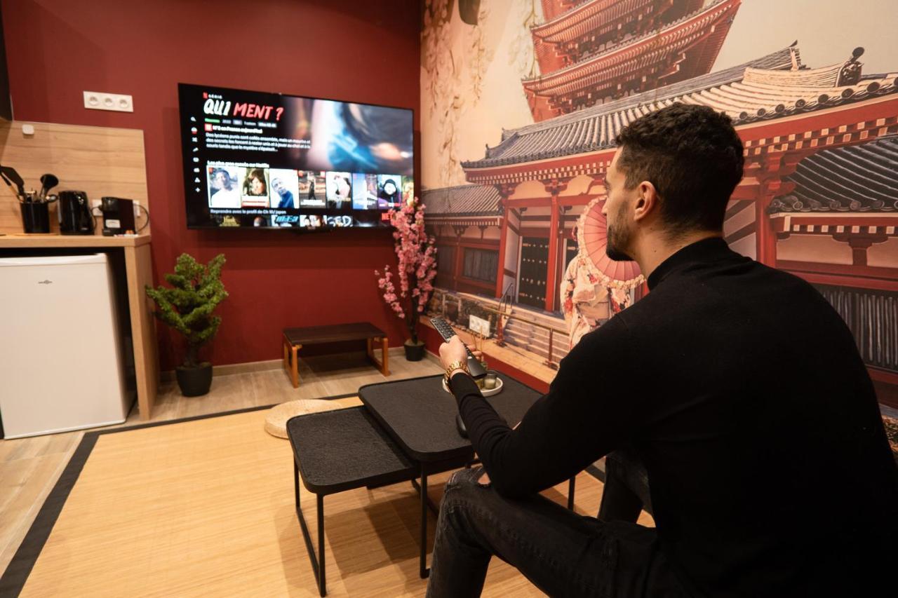 شقة Capsule Japon - Jacuzzi - Netflix & Ecran Cinema - Xbox Trith-Saint-Leger المظهر الخارجي الصورة